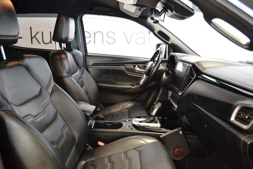 Bild 4 av Isuzu D-Max Crew Cab XRX DC 1.9 CNG 4WD 164hk