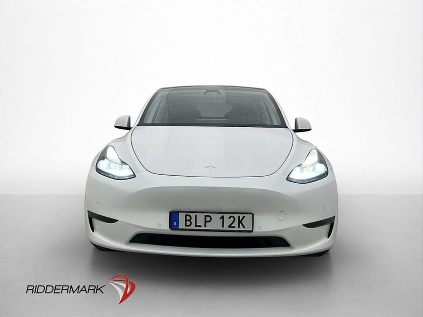 Bild 2 av Tesla Model Y Long Range AWD Kamera Panorama MOMS