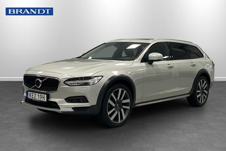 Volvo V90 Cross Country