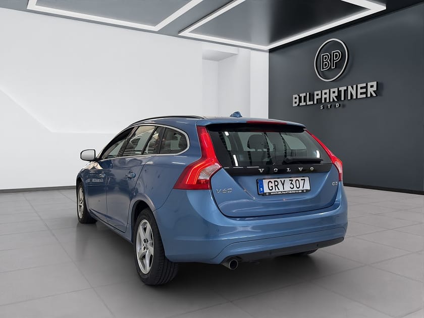 Bild 3 av Volvo V60 D3 Momentum Business Edition/Kam-Bytt/Ny Serv/Ny Bes