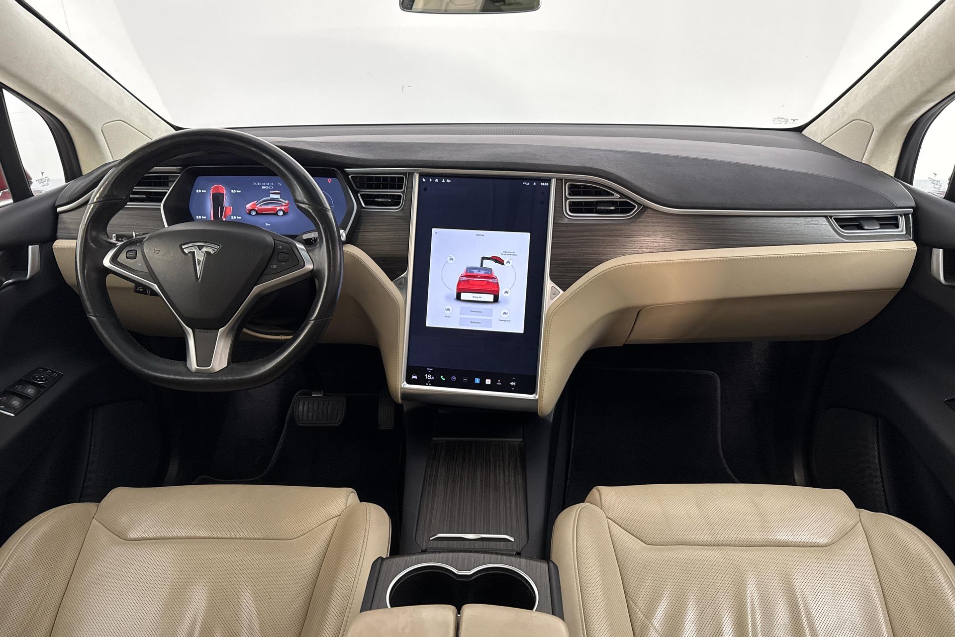 Tesla Model X 90D 2016, photo 7/10