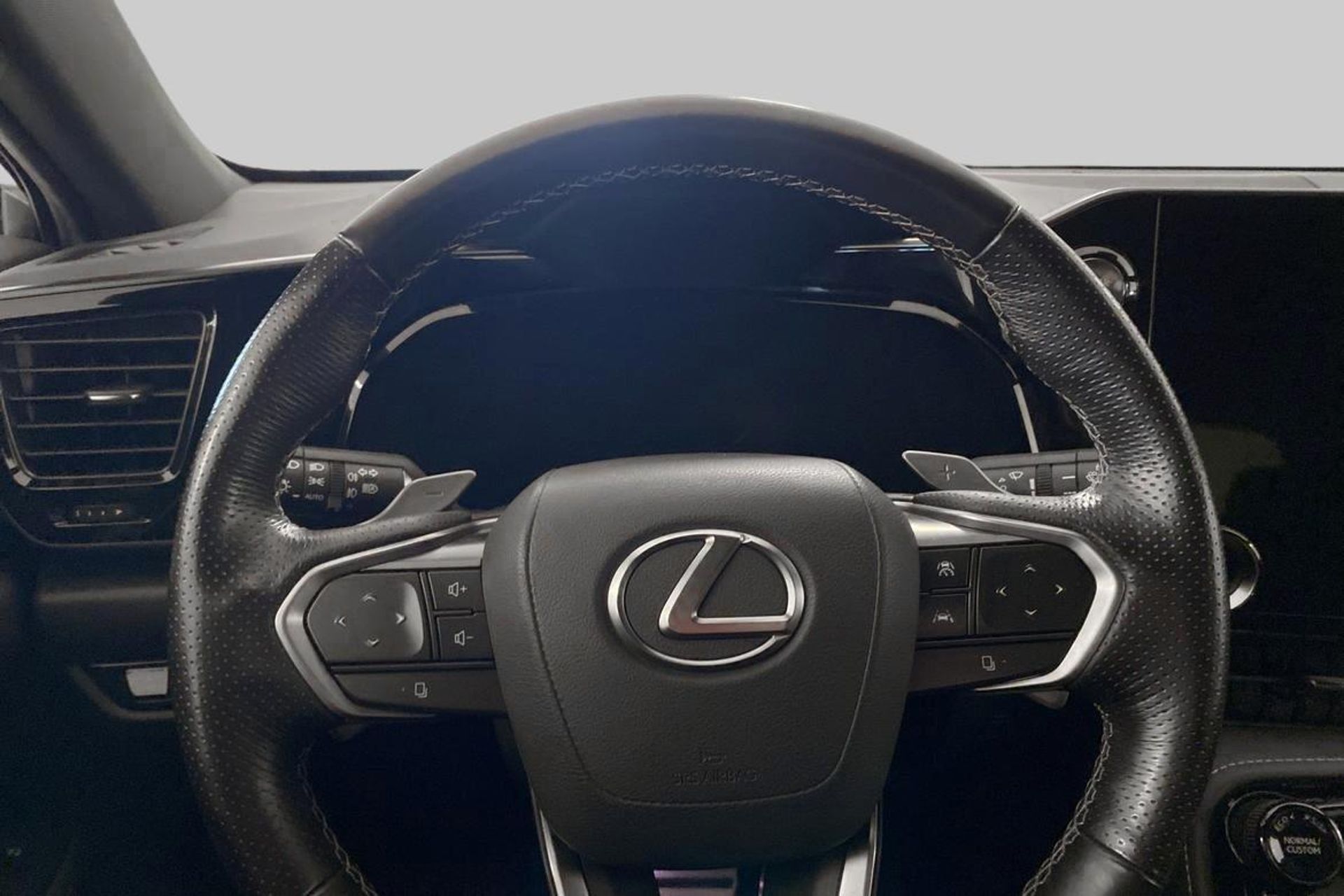Lexus NX 450h+ F Sport S inkl vinterhjul 2022, kuva 7/10