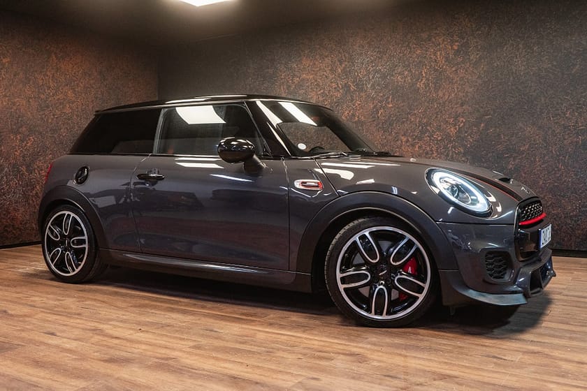 Bild 2 av MINI John Cooper Works 3-dörrars 231hk | H/K | LED | Sportavgas | 1581 kr/mån