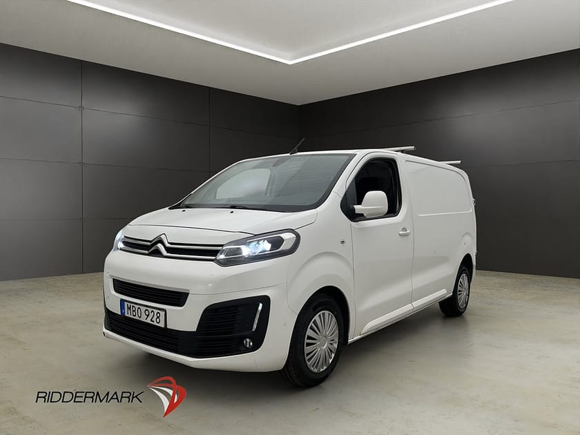 Bild 1 av Citroën Jumpy Van L2 177hk Värm Kamera Drag 3-Sits CARPLAY MOMS