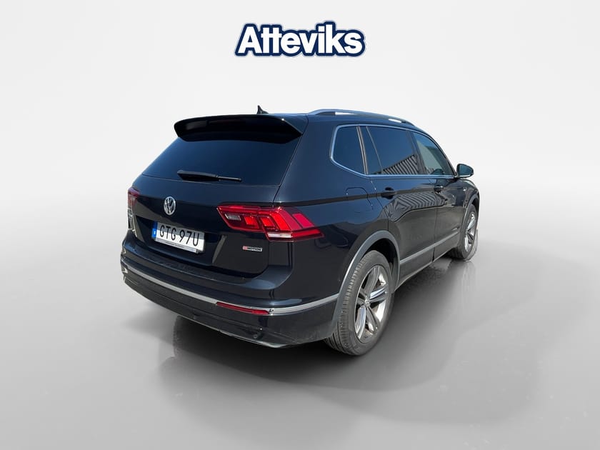 Bild 3 av Volkswagen Tiguan Allspace 7-sätes 4M R-Line *7-Sits/Drag/Kamera*