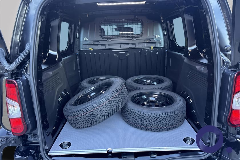 Bilde 5 av Peugeot Partner Mester 1,5 Hdi 100 hk L1|Hengerfeste|Rattvarme|Eber