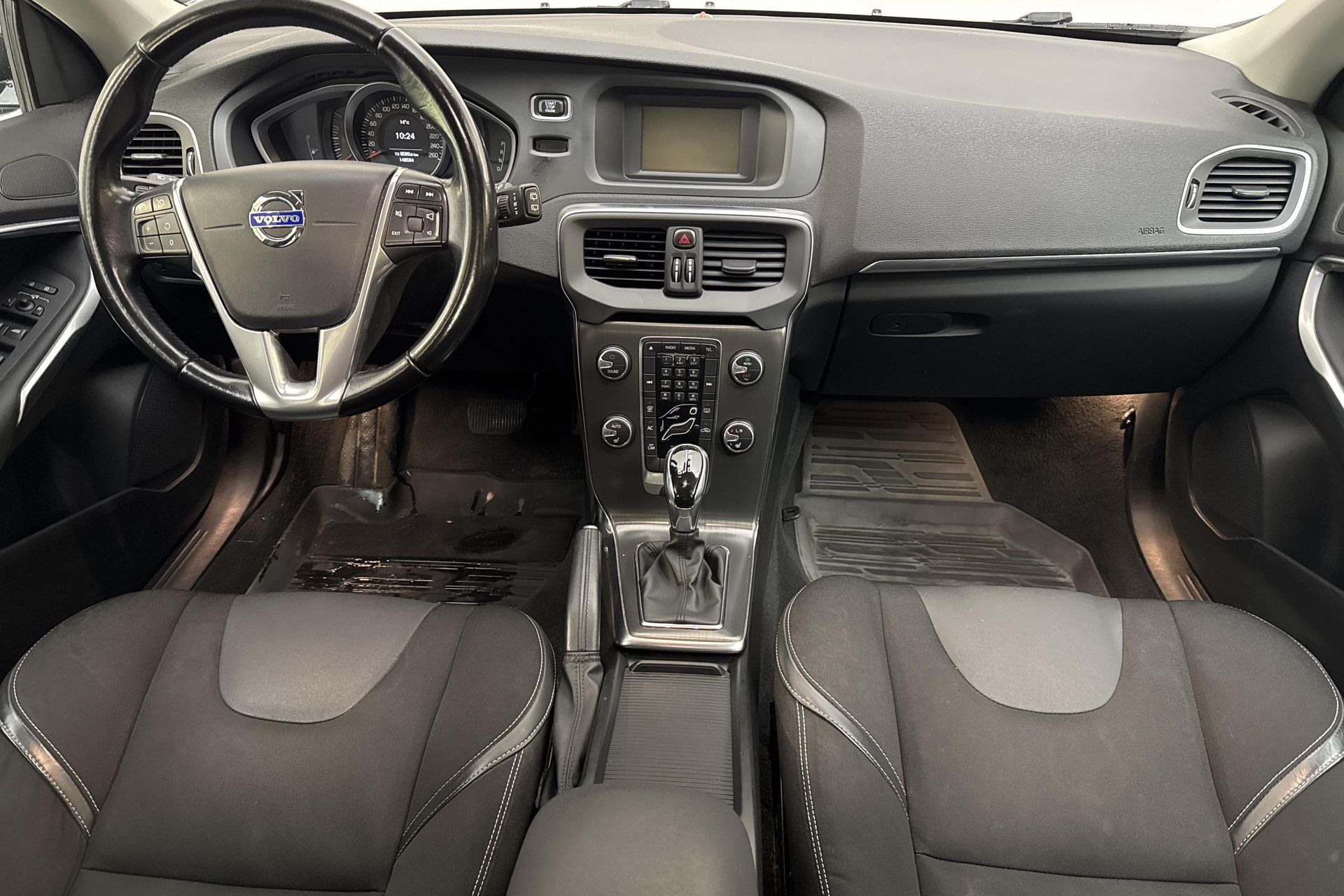 Volvo V40 D2 2015, photo 7/10