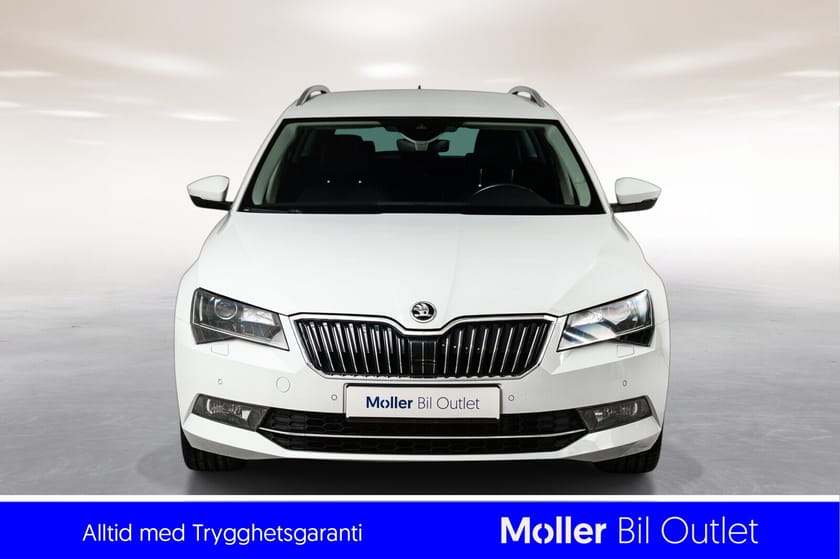 Bilde 3 av Škoda Superb Stasjonsvogn Sup 3 stv l&k d190 4x4 dsg7