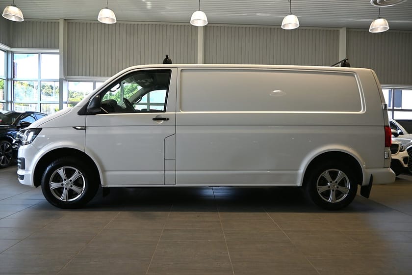 Bild 2 av Volkswagen Transporter T30 2.0 TDI L2 Lång Värmare Drag
