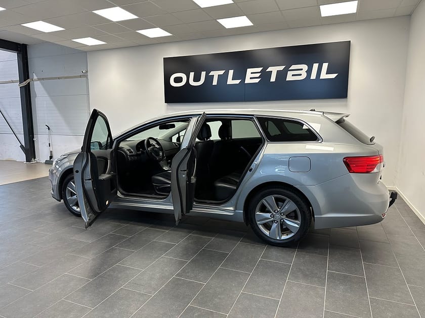 Bild 3 av Toyota Avensis Kombi