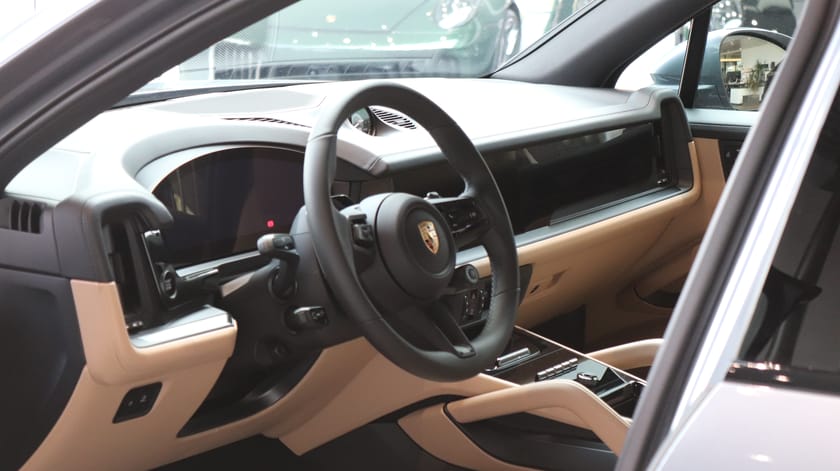 Bild 4 av Porsche Cayenne E-Hybrid 