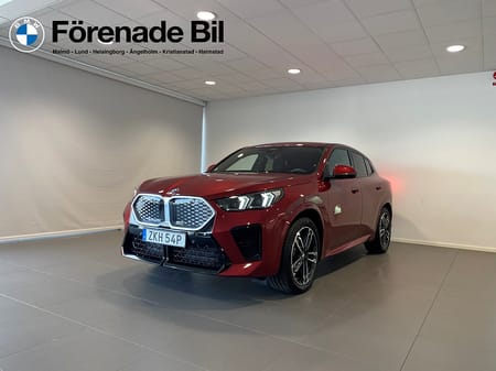 BMW iX2 xDrive30