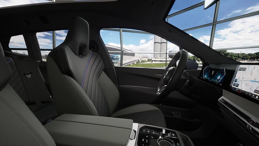 Bild 3 av BMW iX xDrive60 M Sport D/A Pro Harman/Kardon Pano Sky Lounge