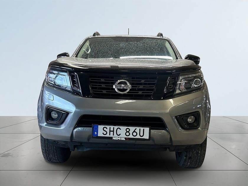 Bild 2 av Nissan Navara Dubbelhytt 2.3 dCi 4WD MOMS Dvärm Drag Bkamera Kåpa S&V
