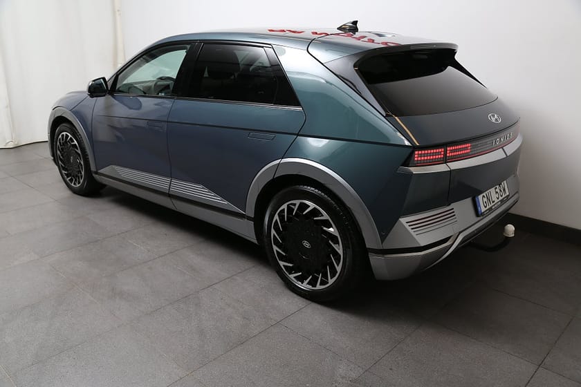 Bild 2 av Hyundai Ioniq 5 RWD 72,6kWh 217hk Advanced Panorama 20” Drag Komfortpkt
