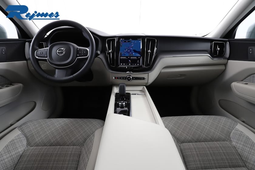 Bild 2 av Volvo XC60 Recharge T6 II Core Edition