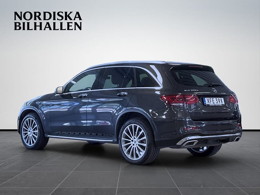 Bild 5 av Mercedes-Benz GLC 300 e 4MATIC 9G-Tronic AMG Line Burmester Pano Drag