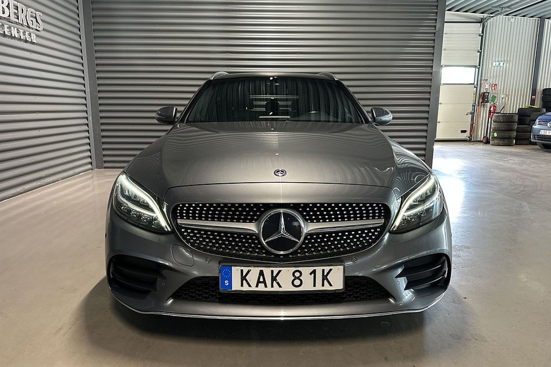 Mercedes-Benz C 2019, photo 2/10