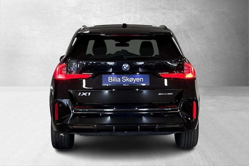 Bilde 4 av BMW iX1 xDrive30