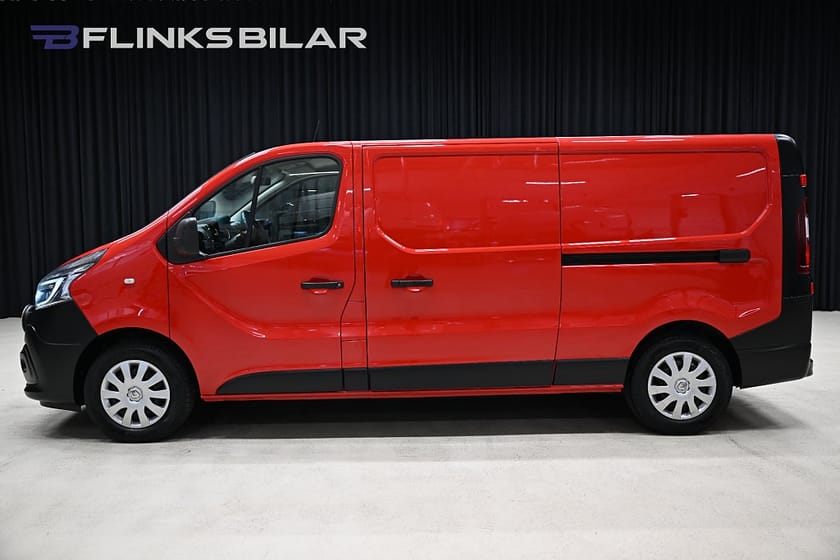 Bild 4 av Renault Trafic Skåpbil dCi 145HK L2 Dubbeldörr|Drag|Värmare|LED|