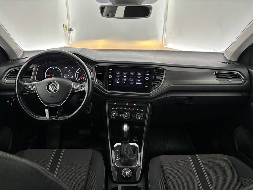Bild 5 av Volkswagen T-Roc 2.0 TDI 4M 150hk DSG Drag Kamera P-värm Adaptiv.