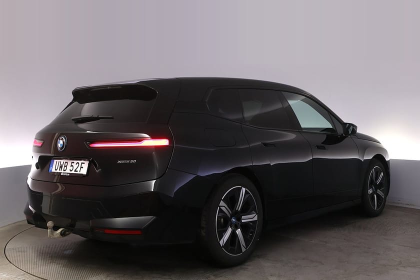 Bild 5 av BMW iX xDrive50 Sport Pano HK 360 Drag Laser DAP HuD 21''