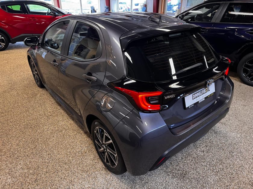 Bilde 3 av Toyota Yaris Hybrid