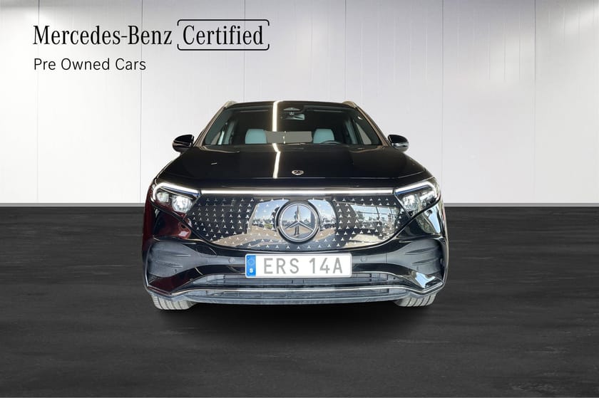 Bild 2 av Mercedes-Benz EQA 300 4MATIC AMG Line/V-Hjul/Vinterpaket/Demo/Moms