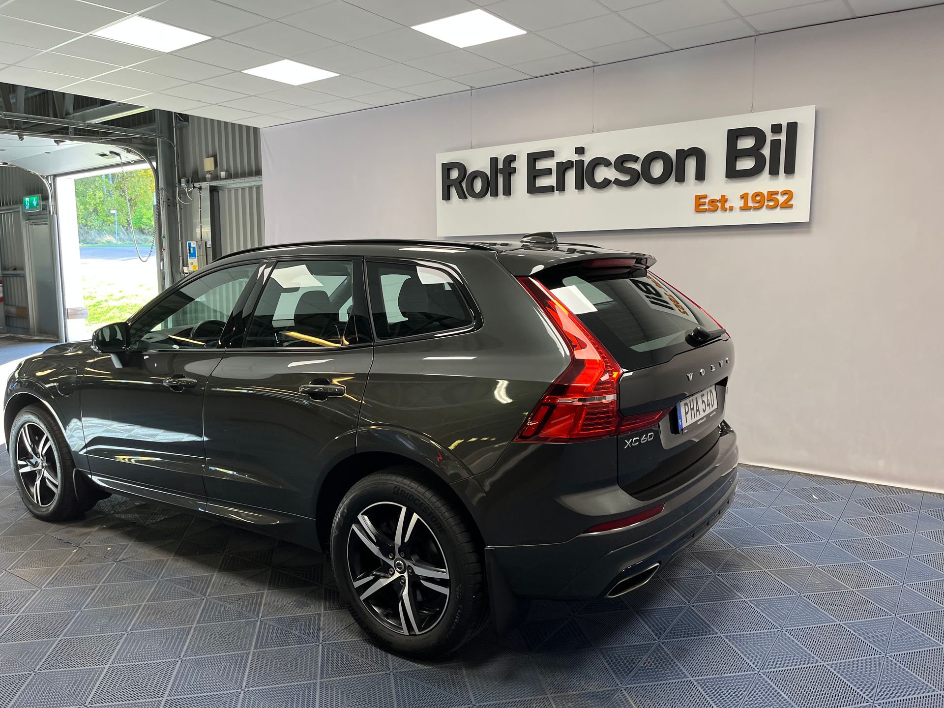 Volvo XC60 Recharge T6 R-Design T 2021, bild 3/10