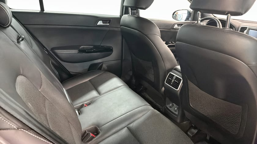Bild 5 av Kia Sportage AWD GT-LINE | TAKLUCKA | EL BAKLUCKA | 3.95% RÄNTA