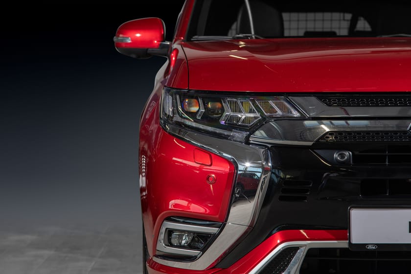 Bilde 4 av Mitsubishi Outlander PHEV 2,4 4WD Instyle+ Norsk Garanti Krok Forvarme Acc++