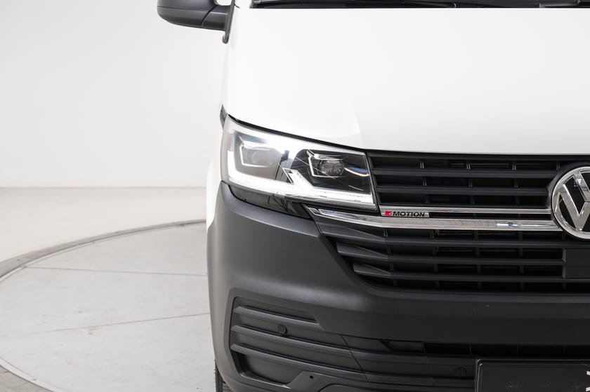 Bilde 4 av Volkswagen Transporter 2.0 TDI 4M L | ACC/Krok/Webasto/Kamera