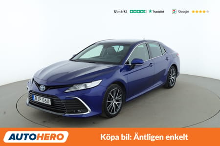 Toyota Camry Hybrid 2.5 Executive / Kamera, BLIS, Rattvärme
