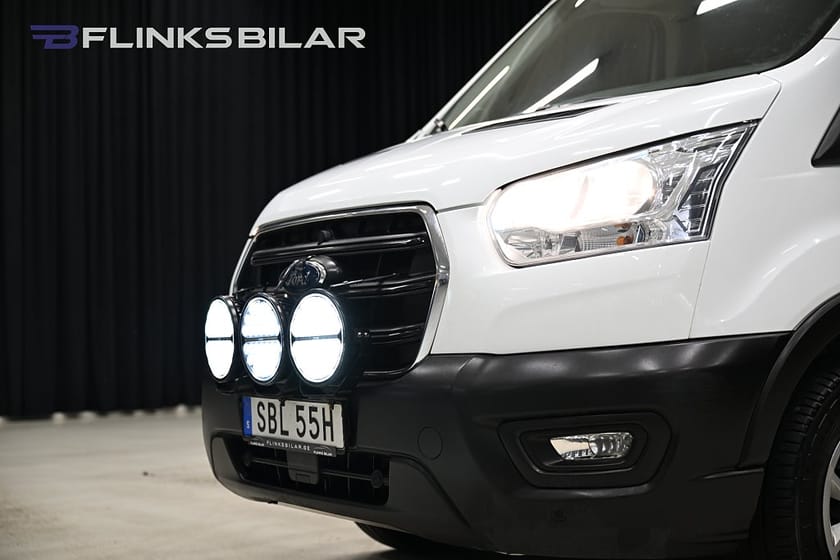 Bild 3 av Ford Transit 350 Crew Van TDCi AWD 130HK Dubbelhytt|V-Inredd|Nykamrem|EnÄgare