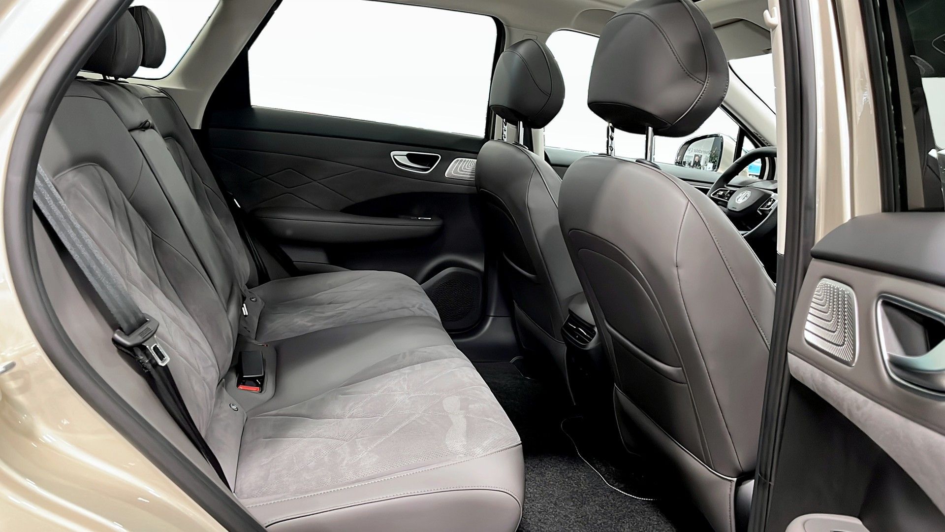MG MGS6 EV EV LUXURY AWD 77KWH 2026, photo 5/10