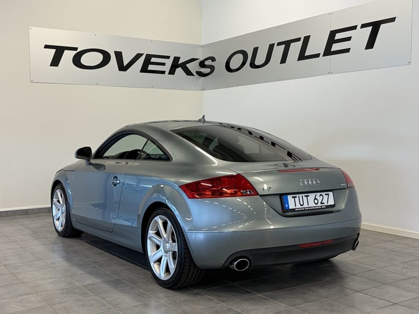 Bild 4 av Audi TT Coupé 3.2L 250hk Quattro Aut