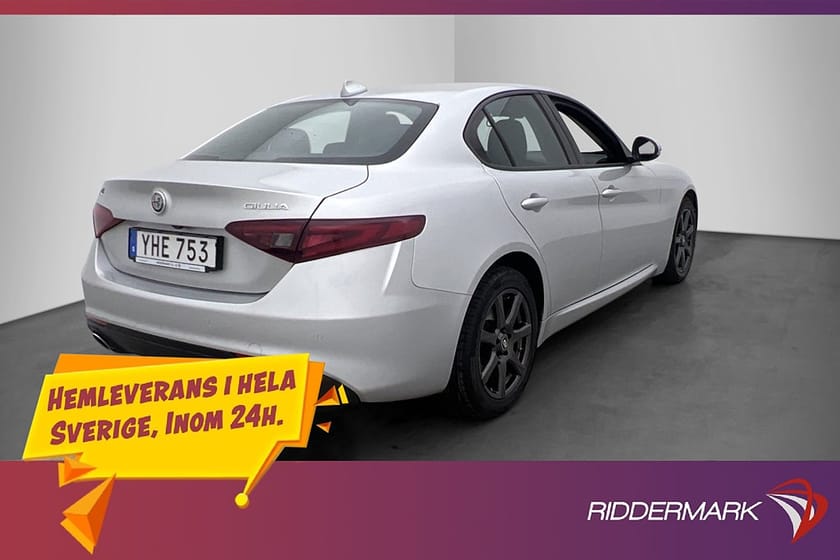 Bild 5 av Alfa Romeo Giulia 2.2 180hk Rattvärme Kamera Navi P-Sensorer