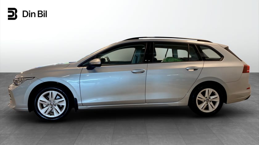 Bild 3 av Volkswagen Golf Sportscombi 1,5 eTSI Life Editon Värmare/Drag