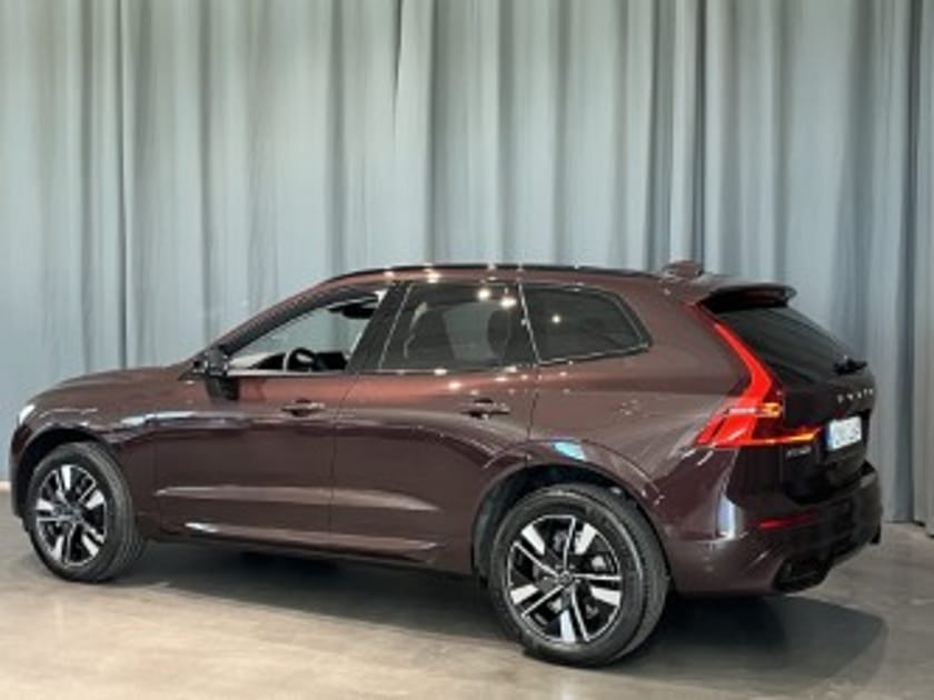 Bild 3 av Volvo XC60 T6 Plus Dark Nordic Edition Lagerbil