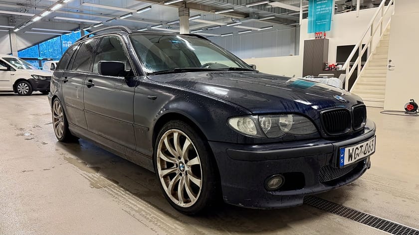 Bild 2 av BMW 320i Touring 320 M-Sport Automat / Drag