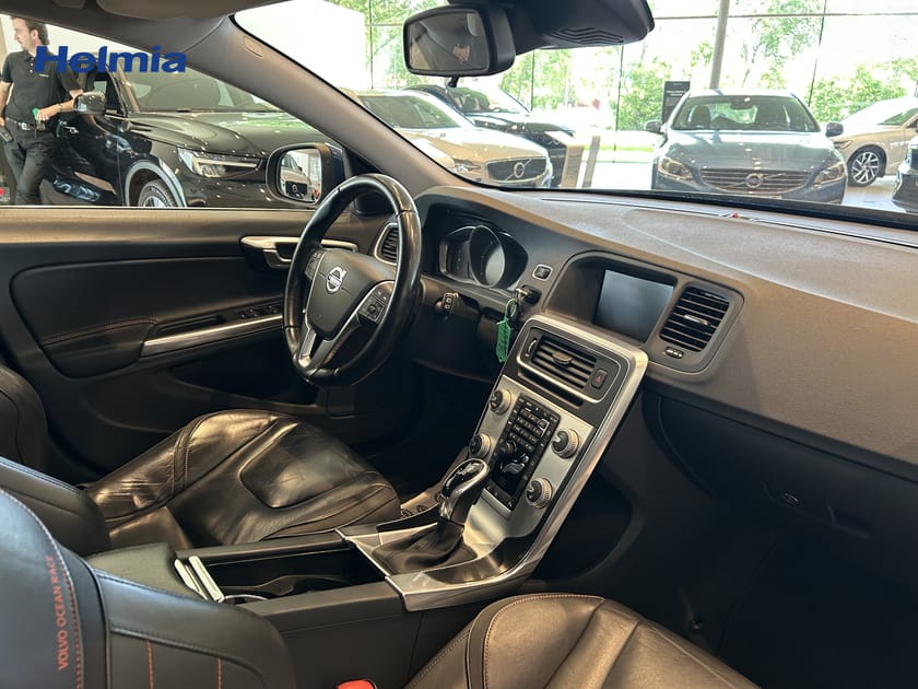 Bild 5 av Volvo V60 D4 AWD Ocean Race Business E