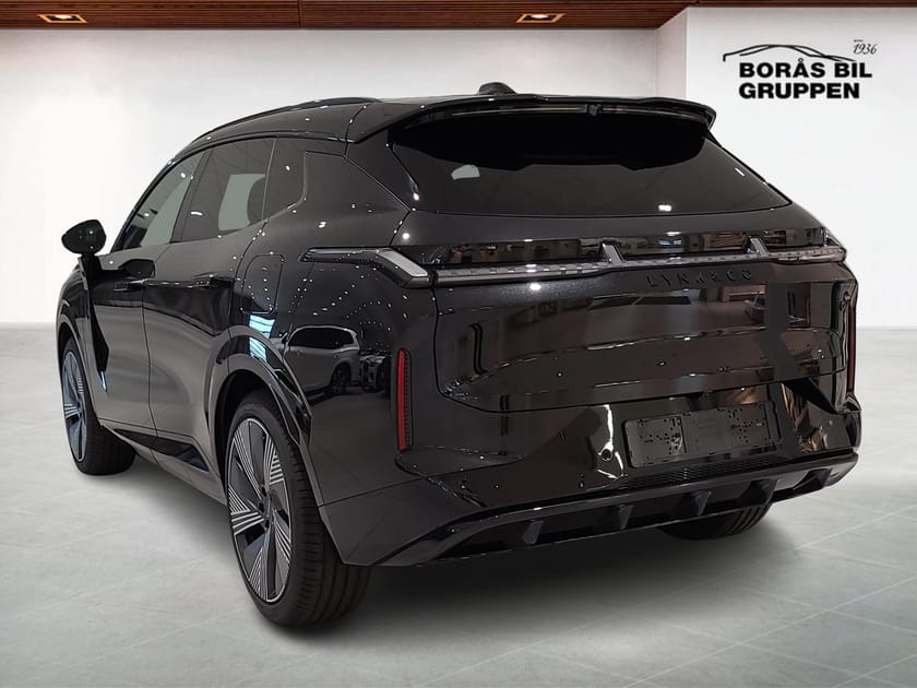 Bild 2 av Lynk & Co 08 PHEV More