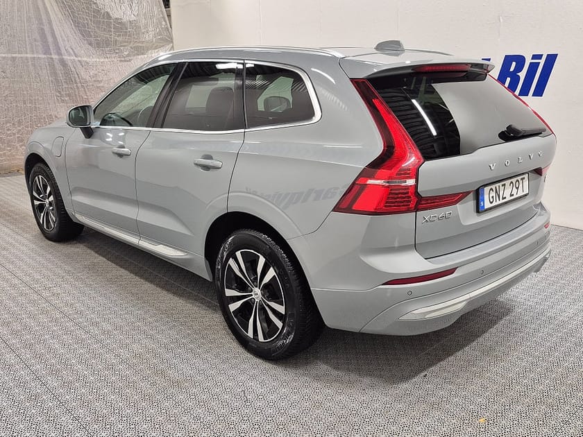 Bild 5 av Volvo XC60 T6 Recharge Core Bright plug in AWD 350HK 4x4 Panorama