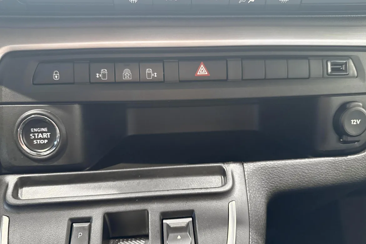 picture of a car