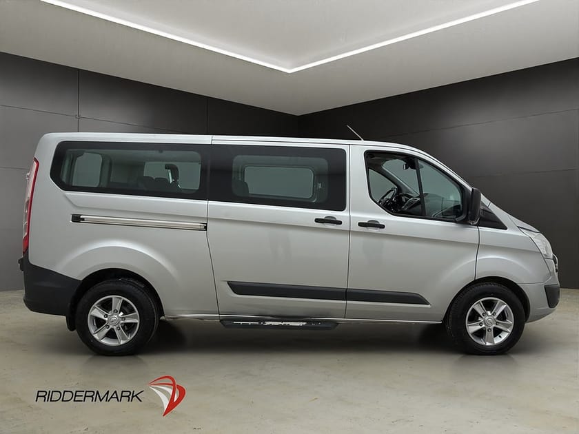 Bild 2 av Ford Transit Custom 310 Kombi Lång Värmare Dragkrok Kamera 9-Sit