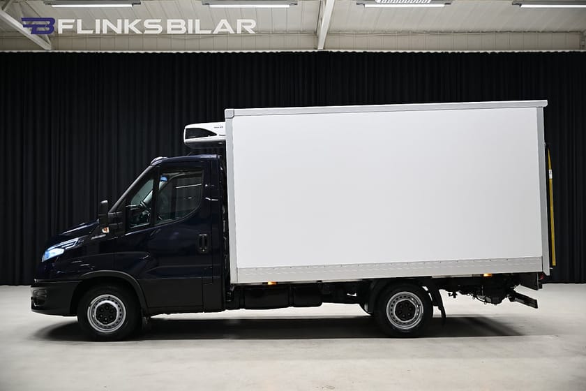 Bild 2 av Iveco Daily 35-140 Chassi Cab 136HK Automat|Volymskåp|Kylbil|Nattkyla|Leasbar|BG-Lyft
