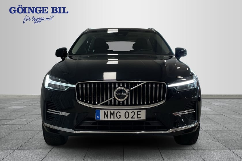 Bild 3 av Volvo XC60 Recharge T6 Core Edition/ Infällbart Drag/ Backkamera 360 graders/ Google maps