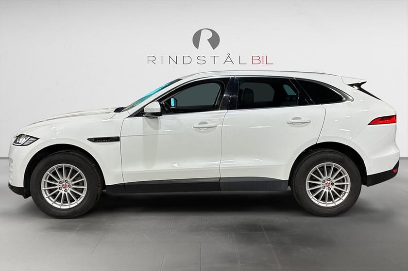 Bild 4 av Jaguar F-Pace 20d AWD 180 HK AUT SIGNATURE FE NAVI M-VÄRM PDC 8800MIL