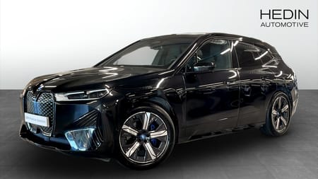 BMW iX xDrive50 Panoramatak Sky Lounge H/K Drag Driv ass plus