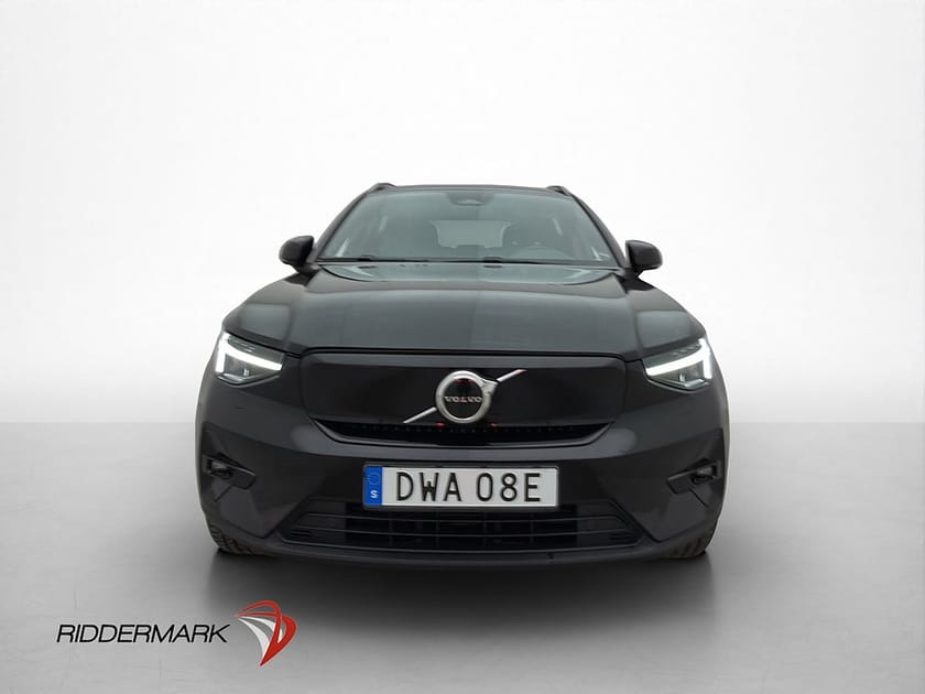 Bild 2 av Volvo XC40 Recharge Twin AWD Plus Värm Kamera Navi CarPlay